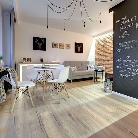 Prime Apartments - Loft กดัญสก์ ภายนอก รูปภาพ