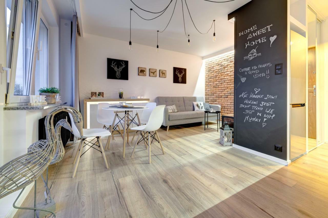 Prime Apartments - Loft กดัญสก์ ภายนอก รูปภาพ